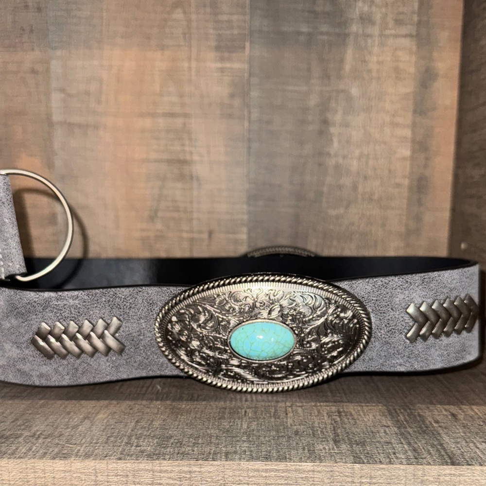 L&B Black and Silver turquoise Belt- size Small